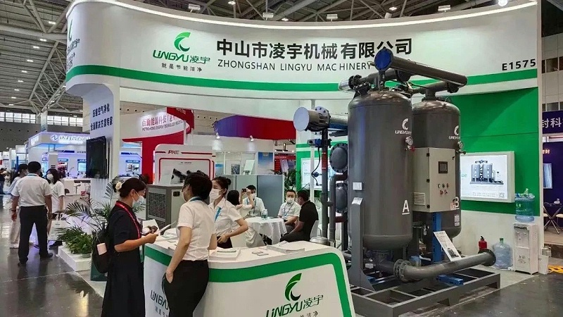 壓縮熱再生吸干機