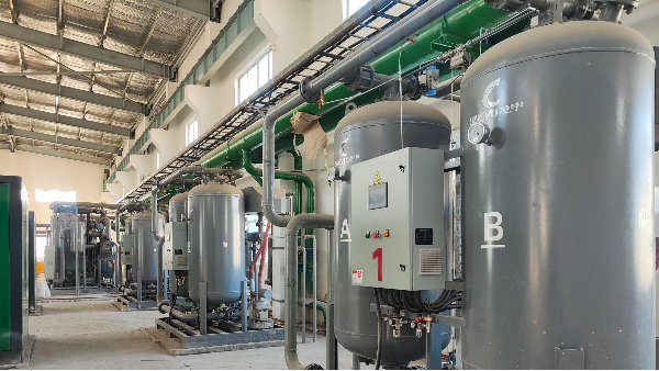 空壓站節(jié)能改造零氣耗壓縮熱再生吸干機